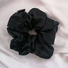 Load image into Gallery viewer, "True Vanilla" Mulberry Silk Scrunchie